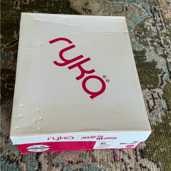 Ryka Aurora Quilted Snow
Boots - Picture 9 of 9